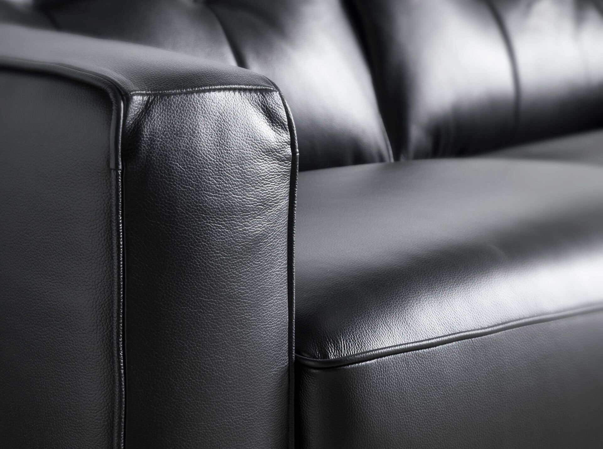 Chester 3 seter Sofa Svart Skinn