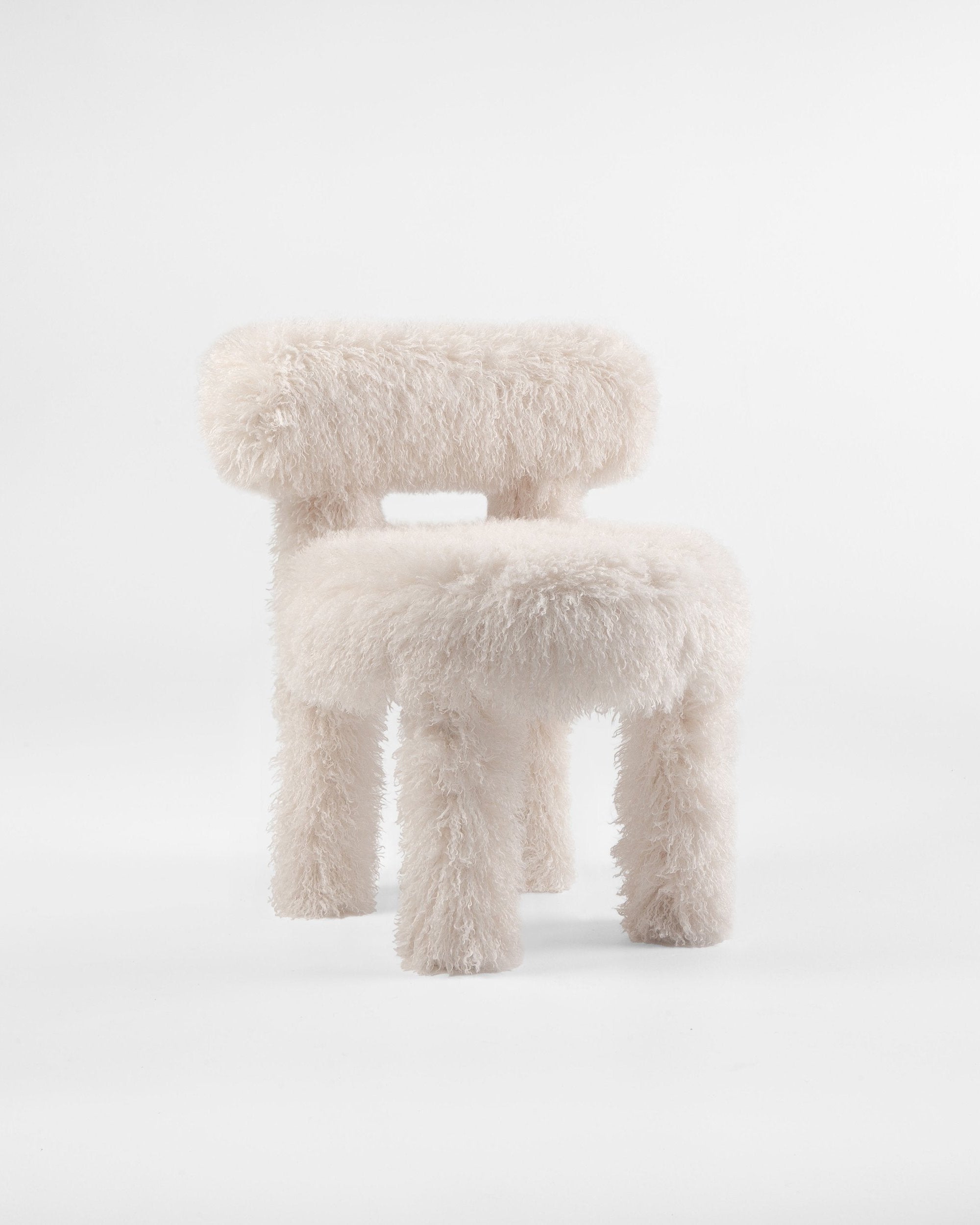 Stol Gropius CS1 Fluffy Edition