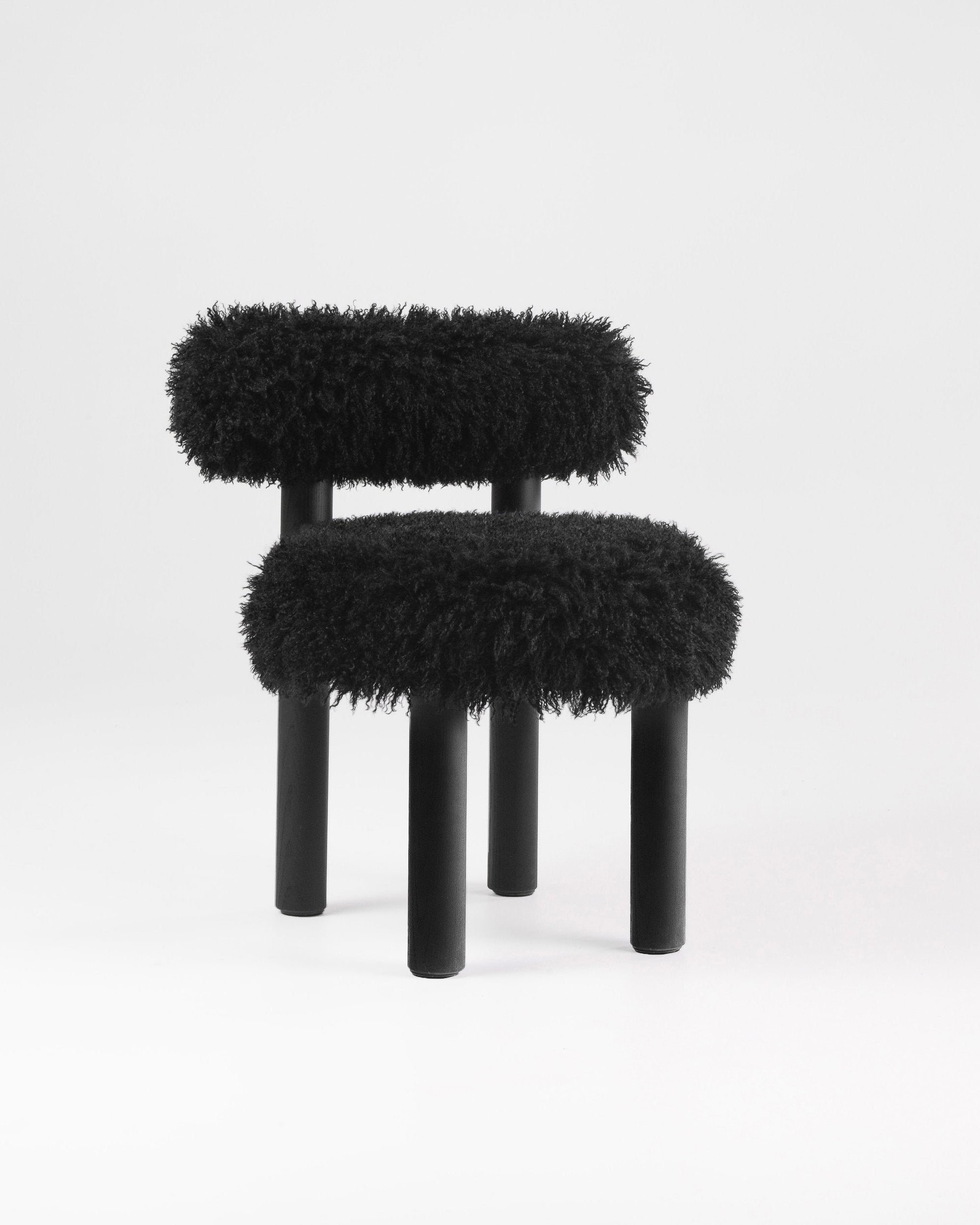 Stol Gropius CS2 Fluffy Edition