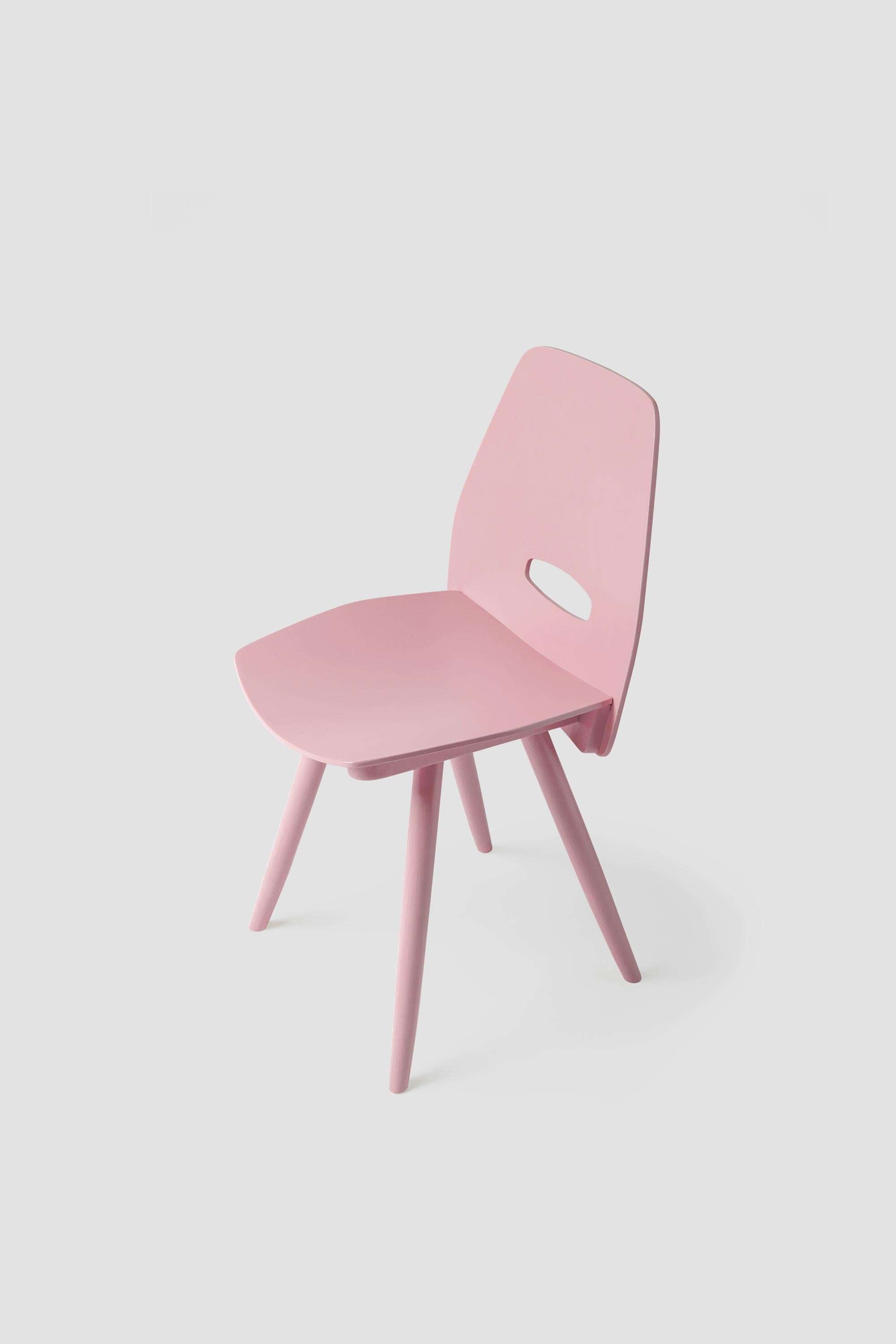 Grand F Chair Pink